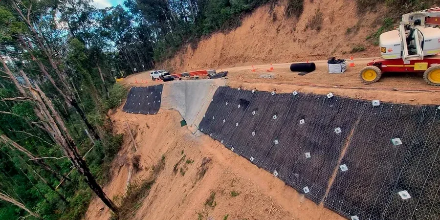 Análise de Estabilidade de Taludes em Itajaí: Segurança Geotécnica em Encostas